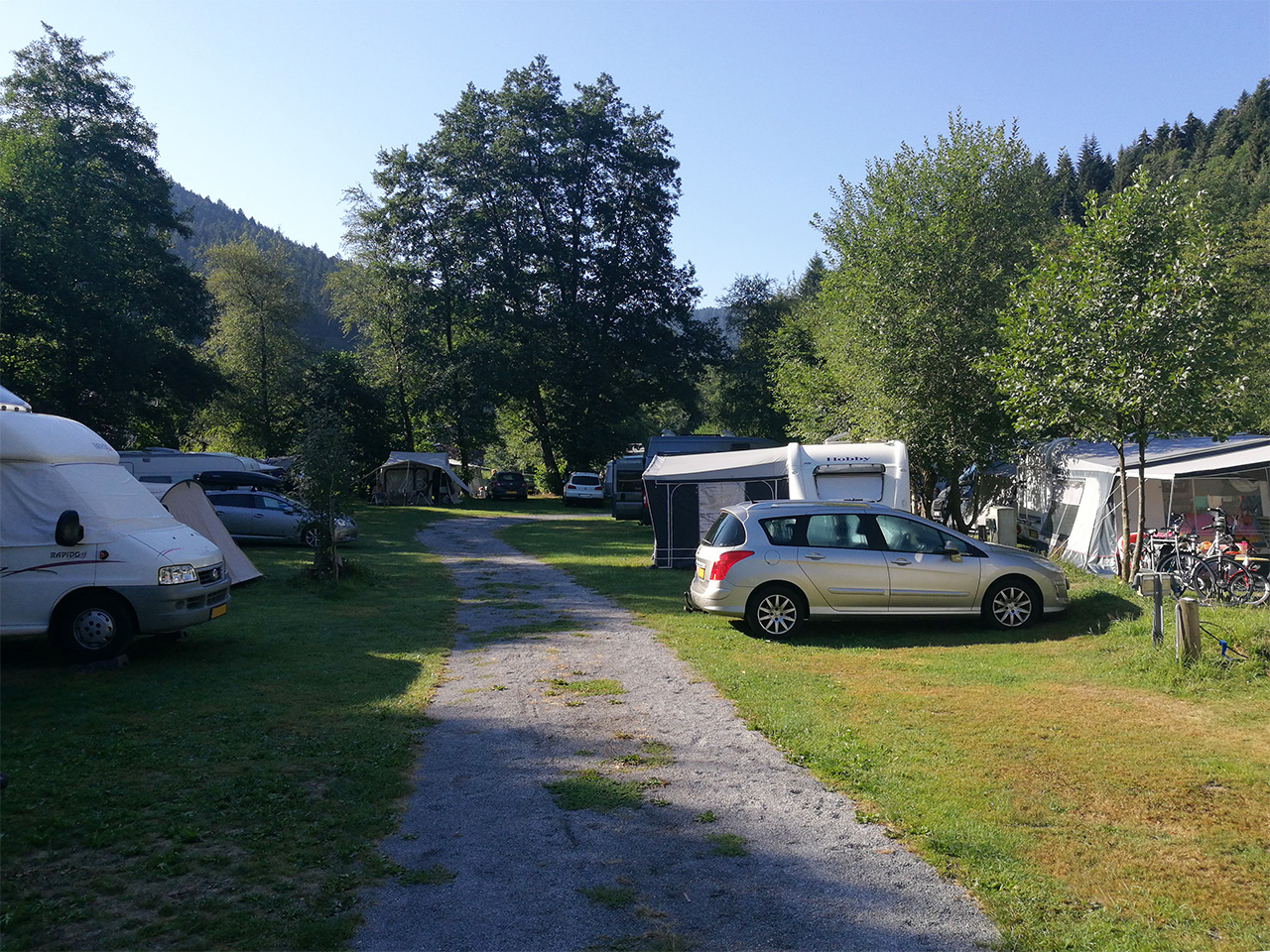 Camping Alpirsbach / Blick über den Platz