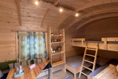 Schaeferwagen-Innen-3